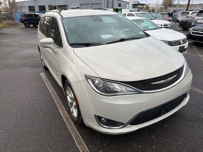 2020 Chrysler Pacifica Touring L Plus