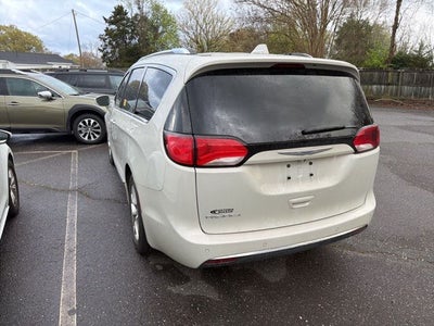 2020 Chrysler Pacifica Touring L Plus