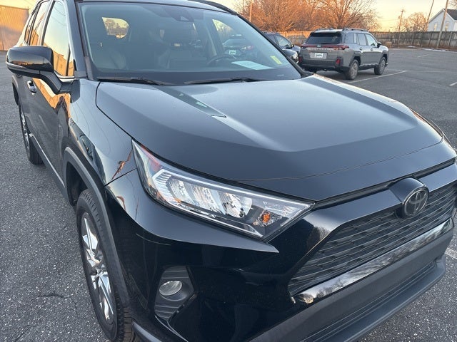2020 Toyota RAV4 XLE Premium
