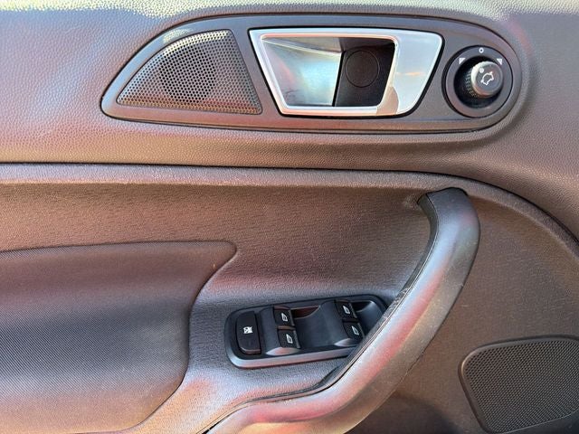 2016 Ford Fiesta SE