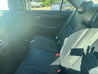 2015 Toyota Camry SE