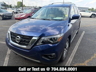 2018 Nissan Pathfinder SV