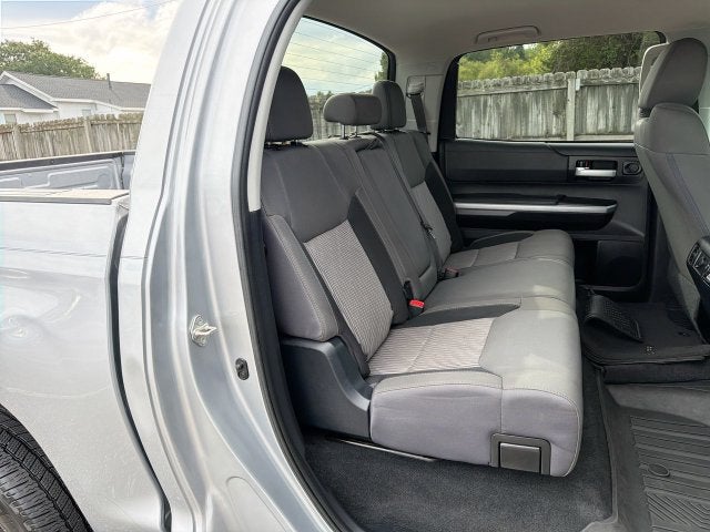 2017 Toyota Tundra SR5