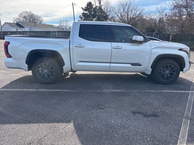 2023 Toyota Tundra Hybrid Platinum
