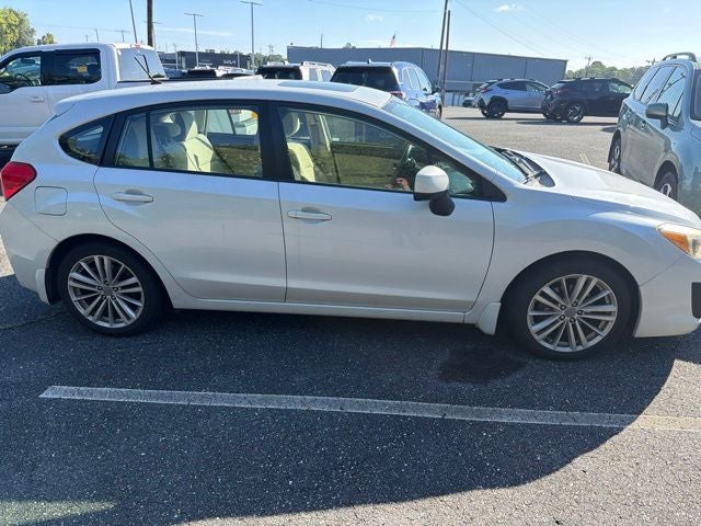 2012 Subaru Impreza 2.0i Premium