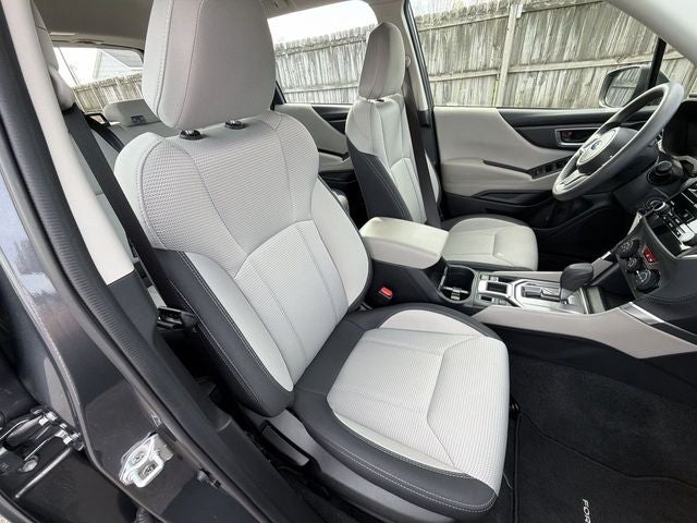 2024 Subaru Forester Base