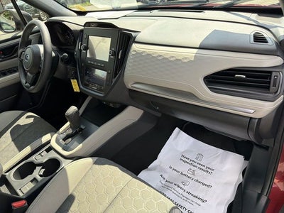 2025 Subaru Forester Base