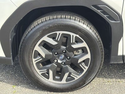 2025 Subaru Forester Base