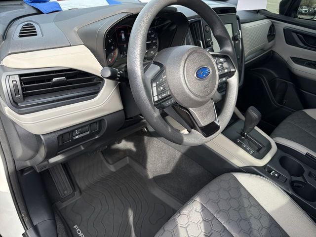 2025 Subaru Forester Base