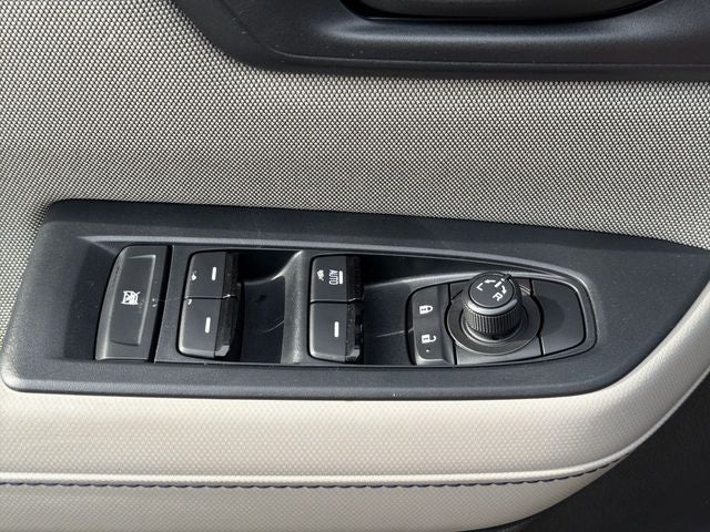 2025 Subaru Forester Base