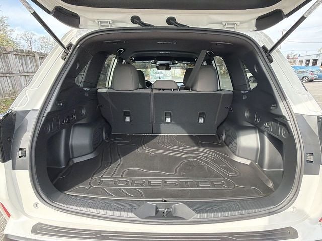 2025 Subaru Forester Base