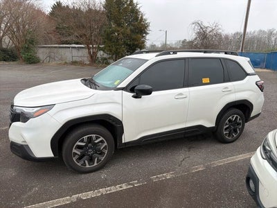 2025 Subaru Forester Base