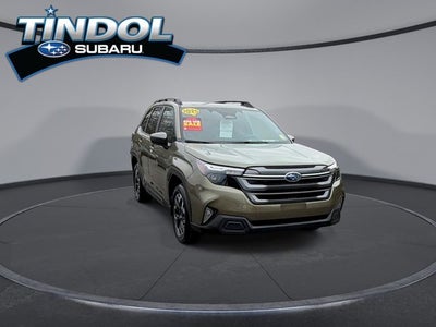 2025 Subaru Forester Premium