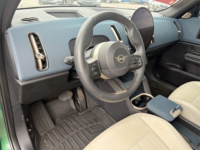 2025 MINI Countryman All4 Signature Plus