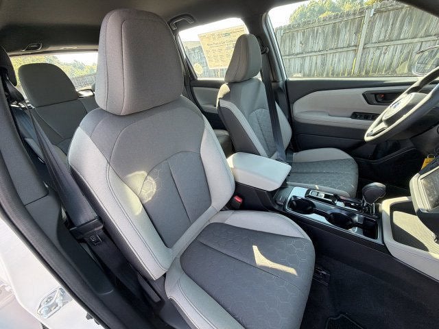 2026 Subaru FORESTER Standard Model