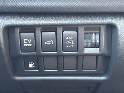 2025 Subaru FORESTER Limited Hybrid