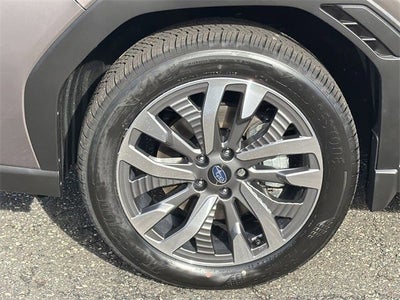 2025 Subaru FORESTER Touring Hybrid