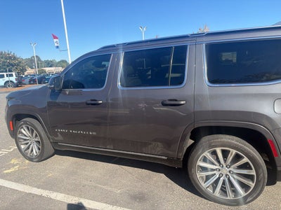 2023 Jeep Grand Wagoneer Base