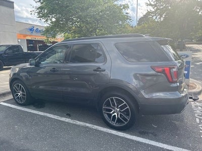 2017 Ford Explorer Sport