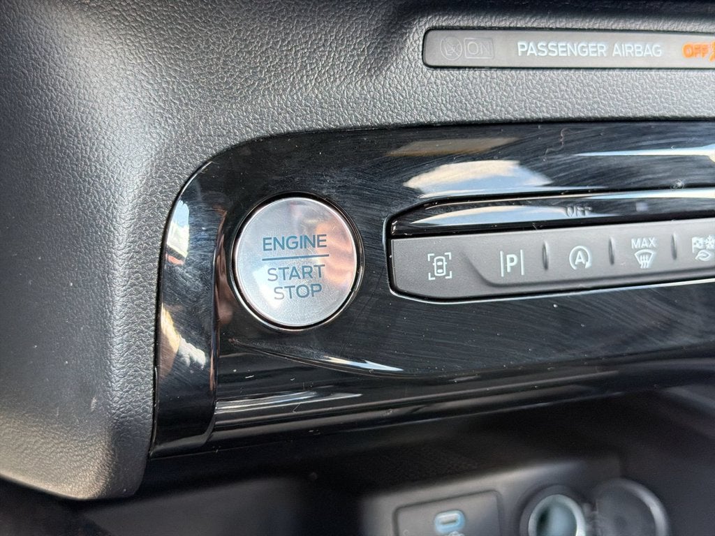 2023 Ford Escape ST-Line Elite