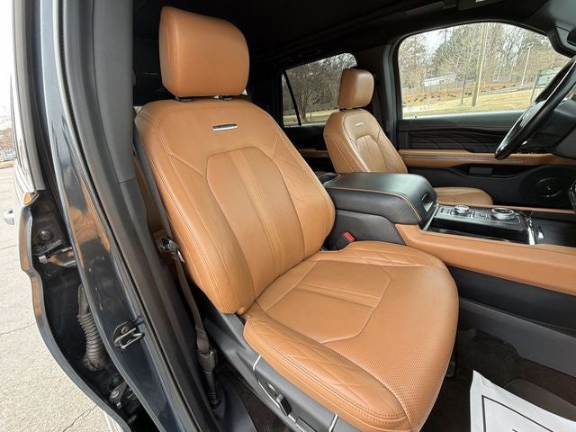 2022 Ford Expedition Max Platinum