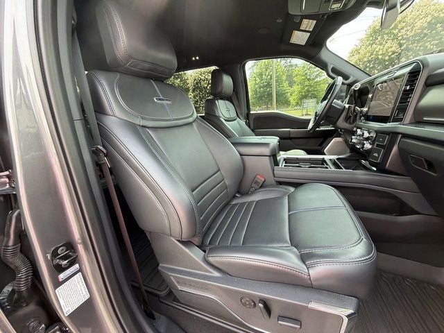 2025 Ford F-350SD Platinum