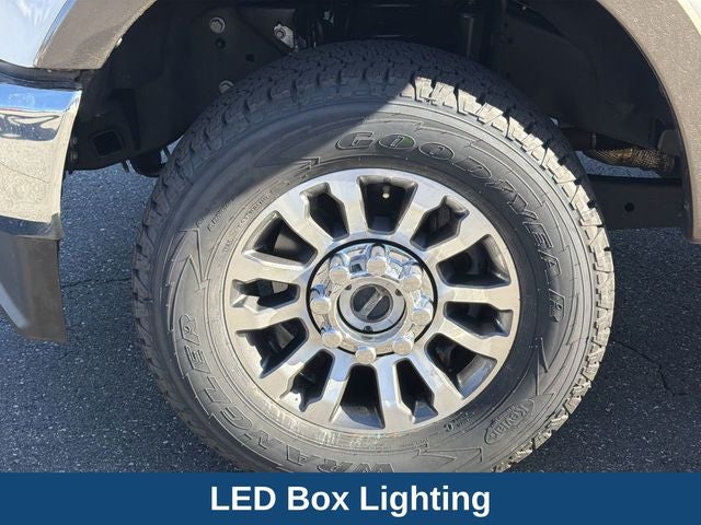 2022 Ford F-350SD Lariat