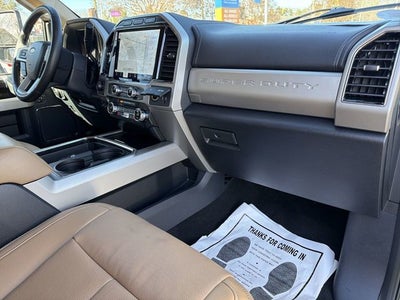 2022 Ford F-350SD Lariat