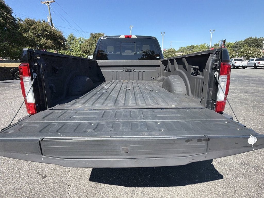 2019 Ford F-350SD Lariat DRW