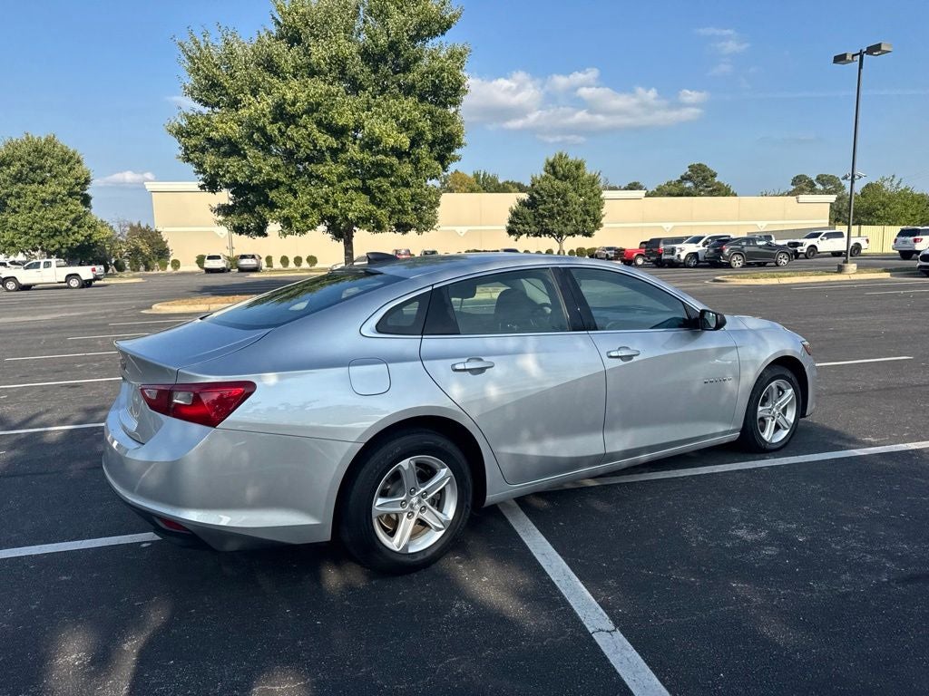 2022 Chevrolet Malibu LS 1FL