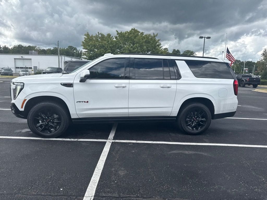 2025 GMC Yukon XL AT4