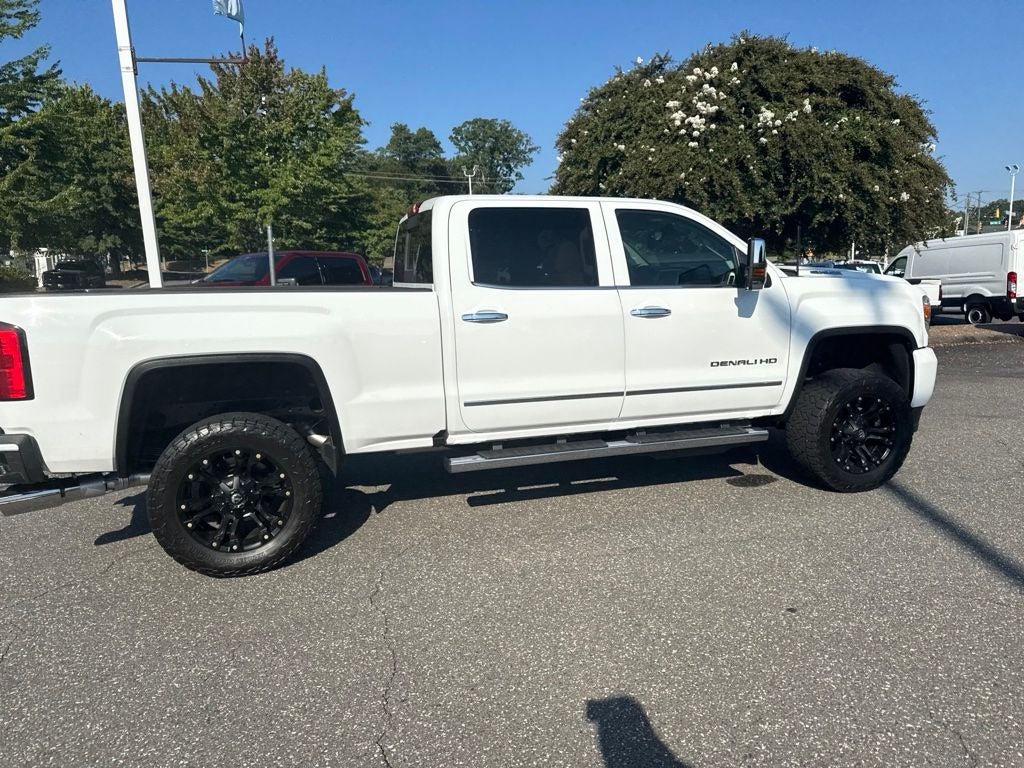 2017 GMC Sierra 2500HD Denali