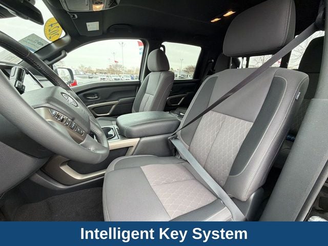 2024 Nissan Titan SV