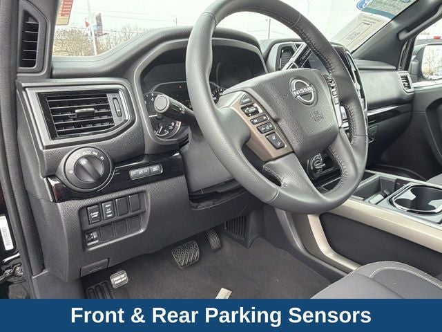 2024 Nissan Titan SV