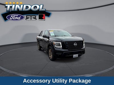 2024 Nissan Titan SV