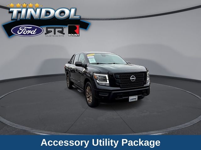 2024 Nissan Titan SV
