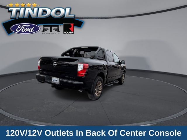 2024 Nissan Titan SV