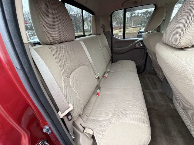 2016 Nissan Frontier SV