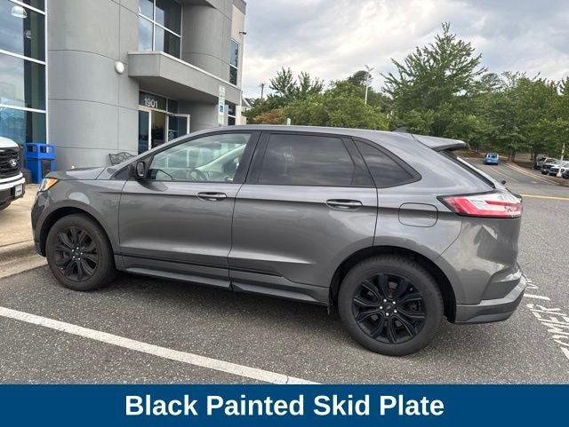 2022 Ford Edge SE