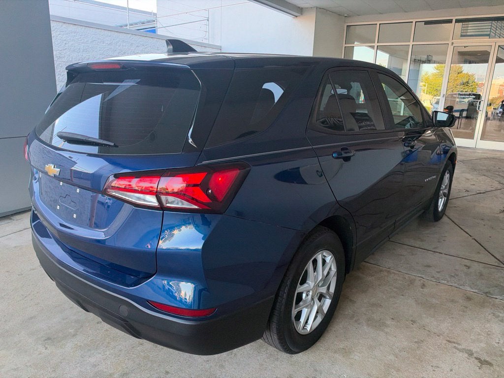 2022 Chevrolet Equinox LS