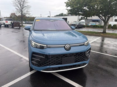 2025 Volkswagen Tiguan 2.0T SEL R-Line