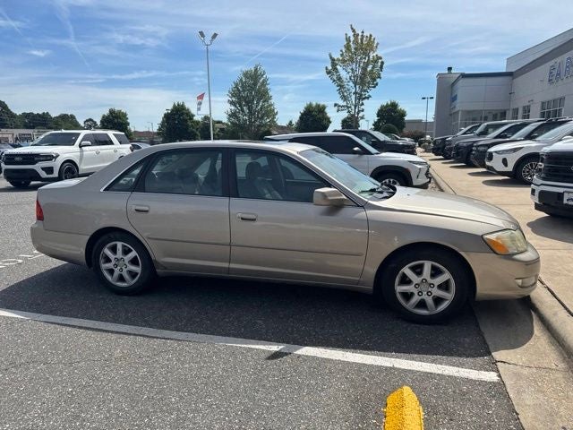 2000 Toyota Avalon Base