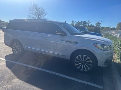 2023 Lincoln Navigator L Reserve
