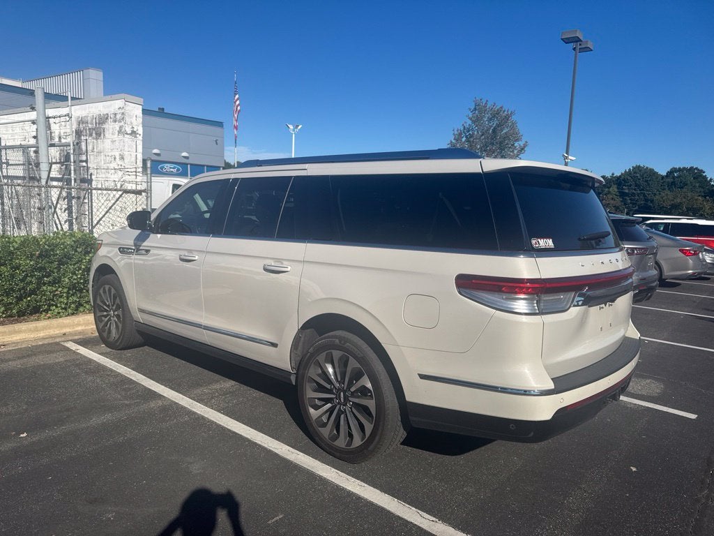 2023 Lincoln Navigator L Reserve