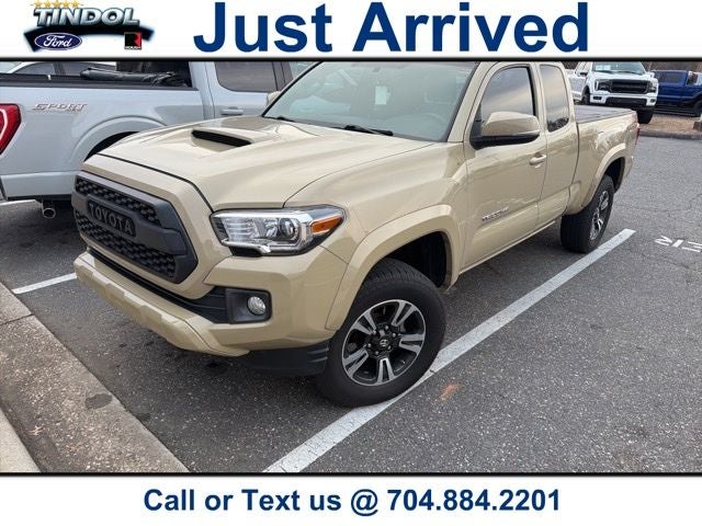 2016 Toyota Tacoma SR5