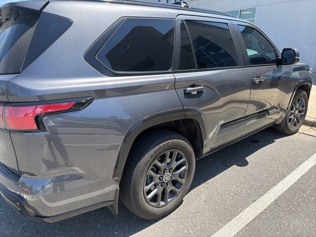 2024 Toyota Sequoia Platinum