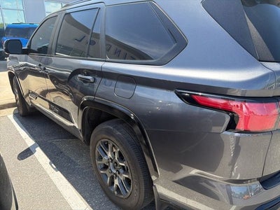 2024 Toyota Sequoia Platinum