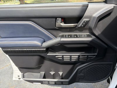2026 Toyota 4Runner i-FORCE MAX Hybrid Platinum