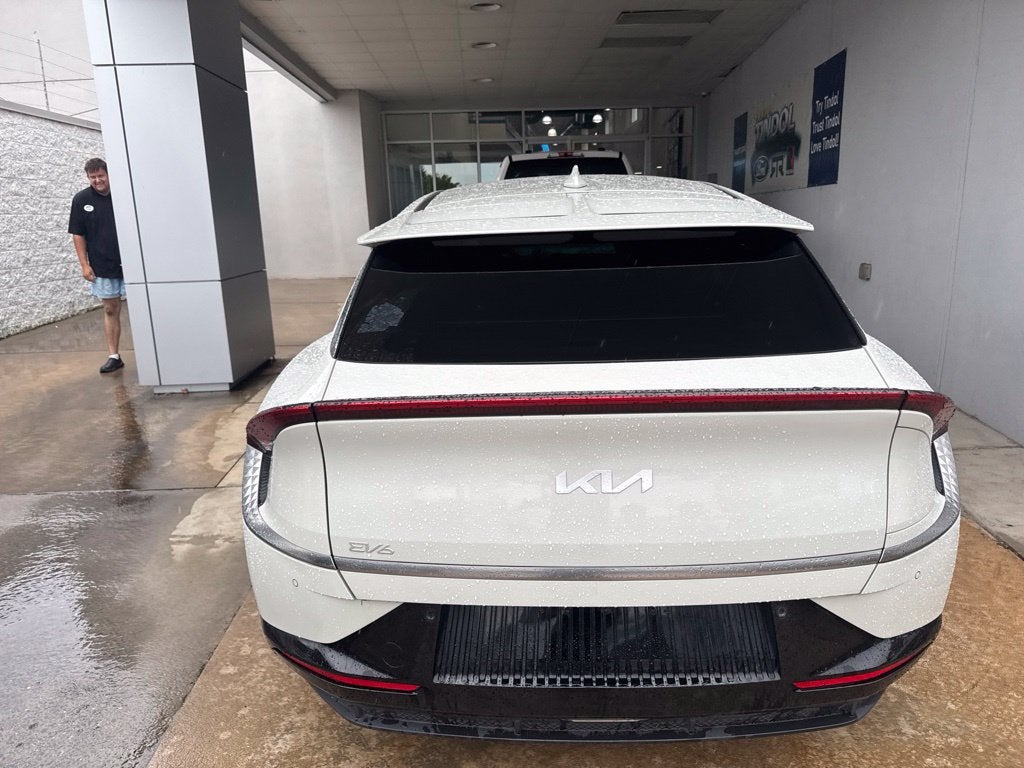 2023 Kia EV6 Wind