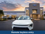 2023 Kia Niro LX